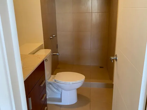 Apt Torre AP Baño 8 f