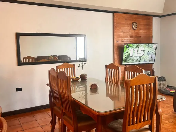 Casa San Pablo Edgar comedor 6