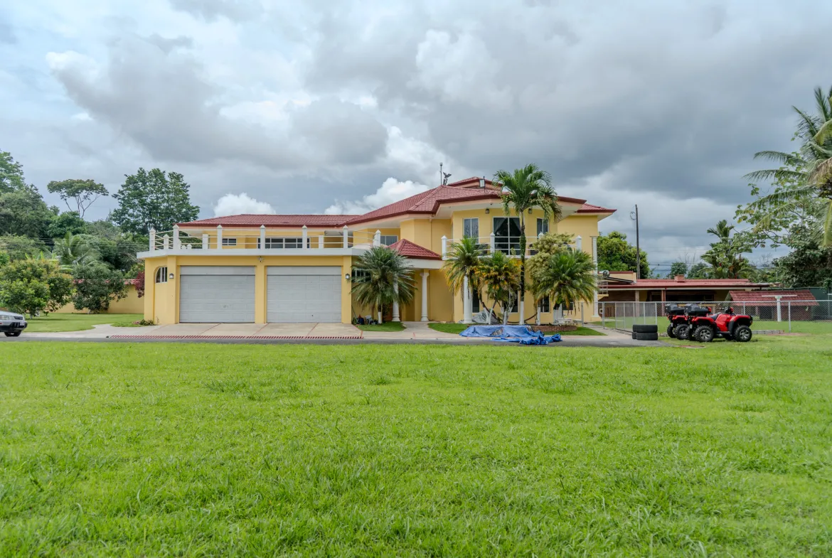 HACIENDA EN VENTA EN PEREZ ZELEDON , CASA DE LUJO PEREZ AVENUE EXCLUSIVE REAL ESTATE 0000001