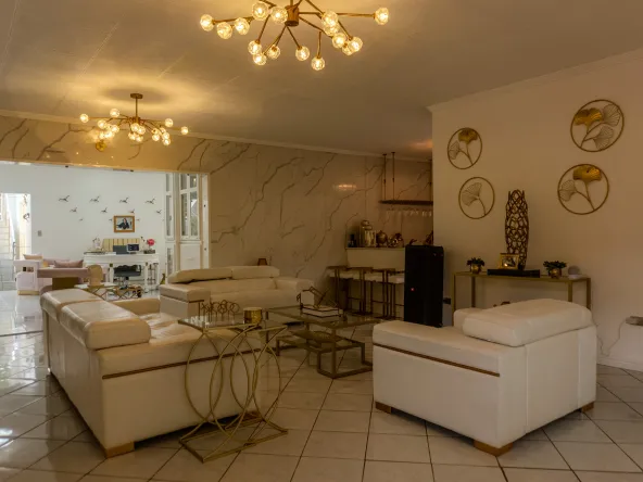 HACIENDA EN VENTA EN PEREZ ZELEDON , CASA DE LUJO PEREZ AVENUE EXCLUSIVE REAL ESTATE 0000005