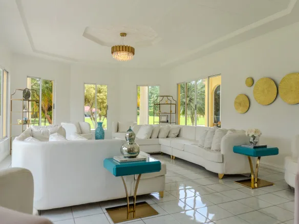 HACIENDA EN VENTA EN PEREZ ZELEDON , CASA DE LUJO PEREZ AVENUE EXCLUSIVE REAL ESTATE 0000006