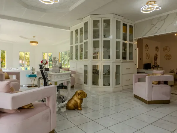 HACIENDA EN VENTA EN PEREZ ZELEDON , CASA DE LUJO PEREZ AVENUE EXCLUSIVE REAL ESTATE 0000010