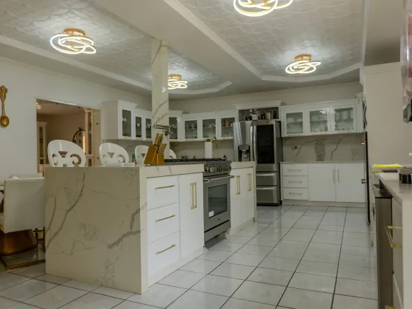 HACIENDA EN VENTA EN PEREZ ZELEDON , CASA DE LUJO PEREZ AVENUE EXCLUSIVE REAL ESTATE 0000011