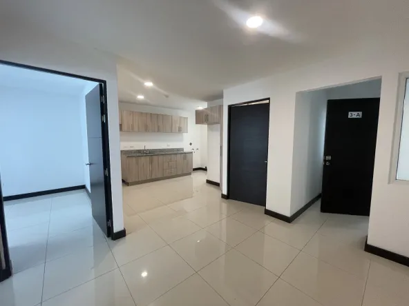 SE ALQUILA APARTAMENTO ZAPOTE CERCA DE SHOPPERS AVENUE EXCLUSIVE REAL ESTATE00