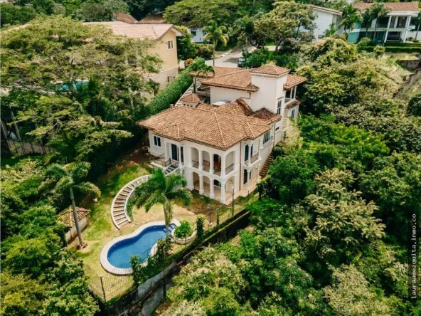 ALQUILER DE CASA TOSCANA EN VILLA REAL SANTA ANA AVENUE EXCLUSIVE REALE ESTATE HABITA GESTIÓN INMOBILIARIA 00002