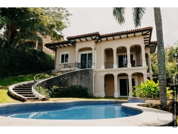 ALQUILER DE CASA TOSCANA EN VILLA REAL SANTA ANA AVENUE EXCLUSIVE REALE ESTATE HABITA GESTIÓN INMOBILIARIA 00003