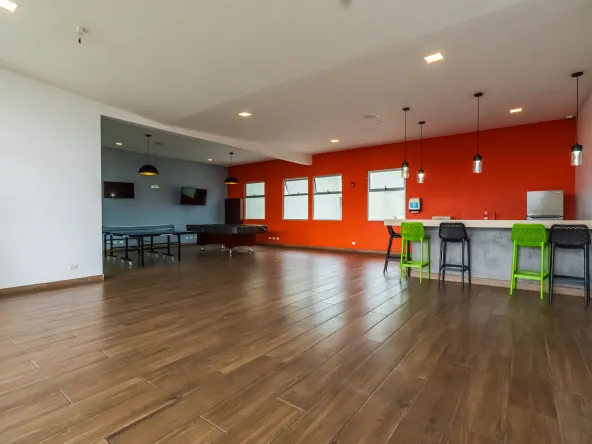 KAW05975 HDR