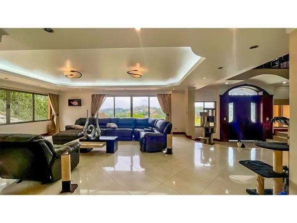 SE VENDE CASA EN RESIDENCIAL ECO VILLA REAL AVENUE EXCLUSIVE REAL ESTATE 3