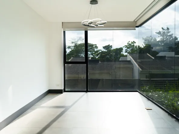 SE VENDE CONDOMINIO GOLFSIDE AVENUE EXCLUSIVE REAL ESTATE HABITA GESTION INMOBILIARIA CURRIDABAT00009