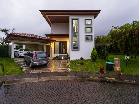 KAW03155 HDR