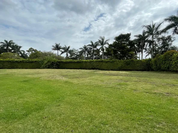 SE VENDE LOTE EN CONDOMINIO MONTERAN AVENUE EXCLUSIVE REAL ESTATE HABITA GESTION INMOBILIARIA OPORTUNIDAD EN EL MEJOR CONDOMI