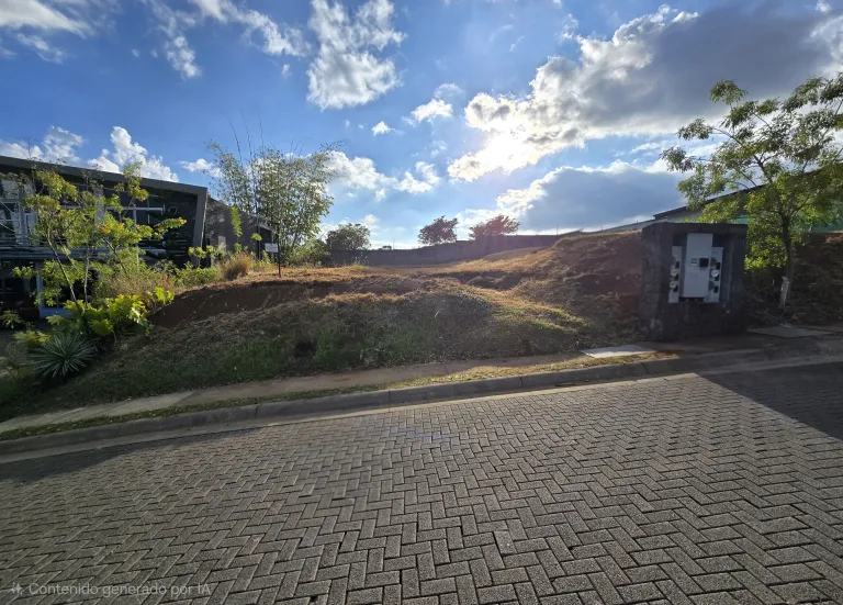 Se vende lote en Grecia. Condominio Montezuma