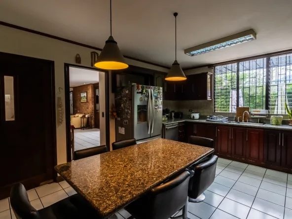 KAW09448 HDR