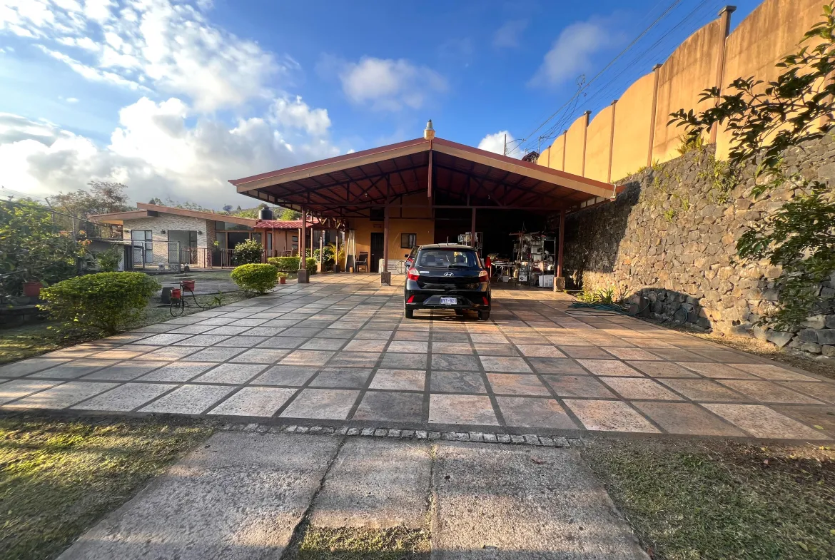 Casa lote propiedad grande quinta oportunidad remate birrisito cartago 005
