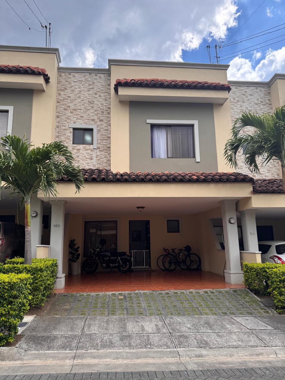 House for sale in San José, San José