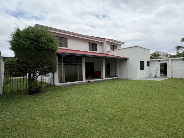SE VENDE CASA EN BELLO HORIZONTE HABITA GESTION INMOBILIARIA 00006