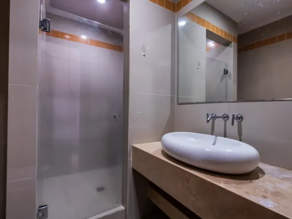 apartamento en venta torres del lago, apartamento en venta en la sabana kevin chavarria real estate habita gestión inmobilia