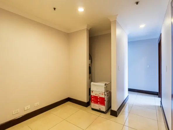 apartamento en venta torres del lago, apartamento en venta en la sabana kevin chavarria real estate habita gestión inmobilia