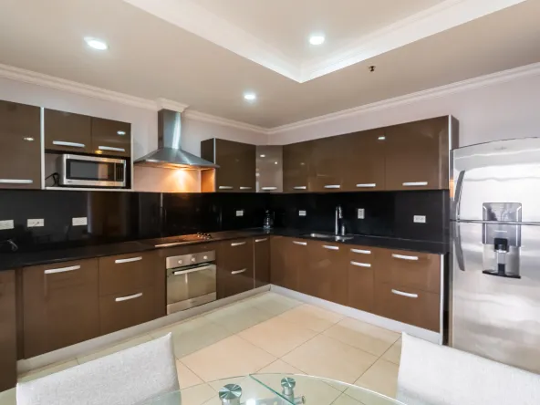 apartamento en venta torres del lago, apartamento en venta en la sabana kevin chavarria real estate habita gestión inmobilia