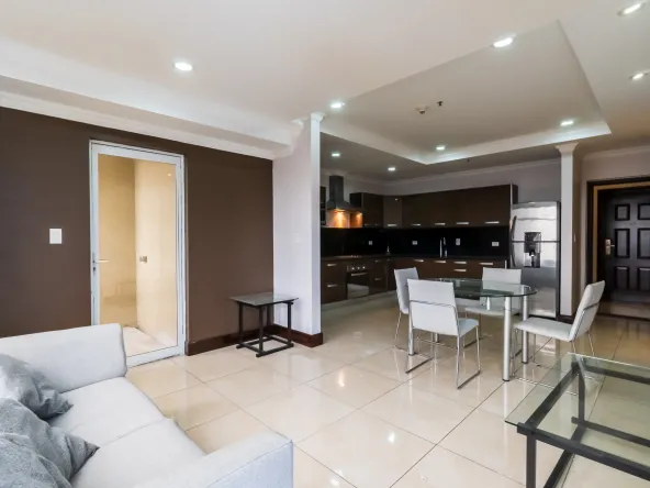 apartamento en venta torres del lago, apartamento en venta en la sabana kevin chavarria real estate habita gestión inmobilia