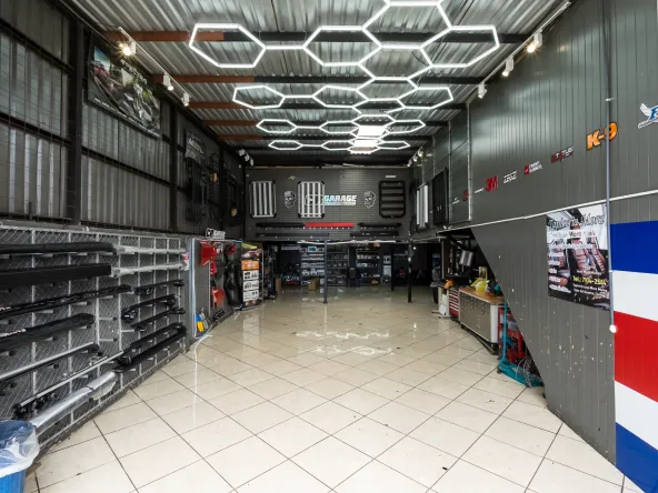 local comercial comercio alta afluencia apartamentos inversion alquiler caballoblanco dulcenombre paraiso cartago 020