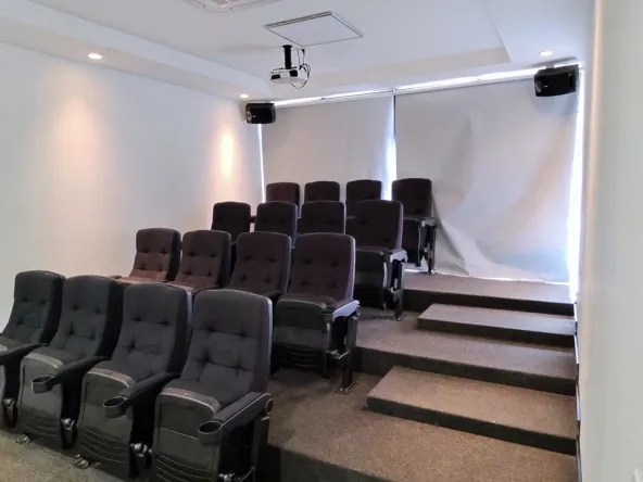 Cine cc1