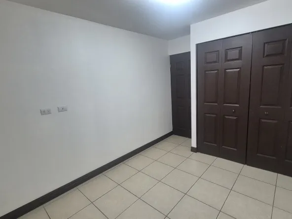 1000691189