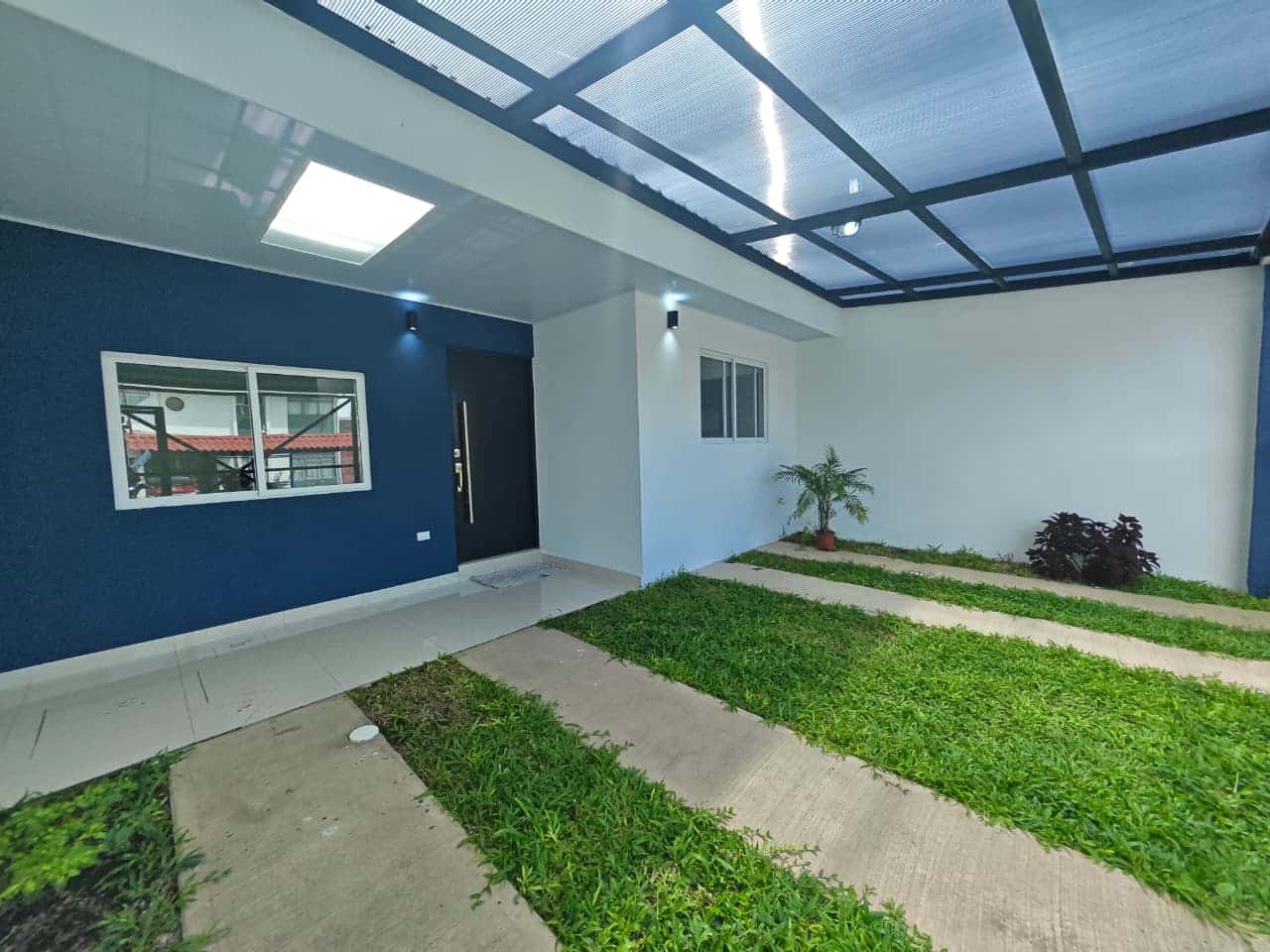House for sale in Santo Domingo, Heredia