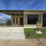Se vende casa en Grecia en Condominio Corteza - Hābita CR