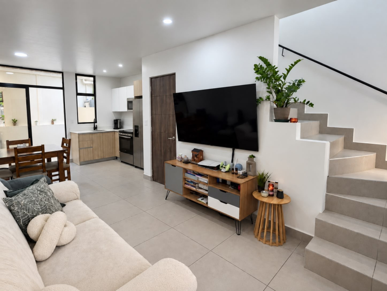 Se vende casa en condominio en Alajuelita, Condominio Brisas del Rio